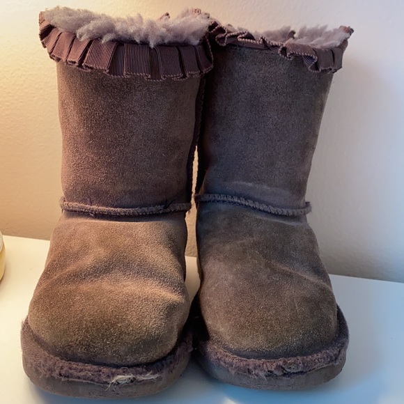 Toddler UGG Bailey Bow Gray boots size 9 - Picture 2 of 7